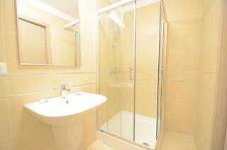 Апарт-отели Uptown Residence Apartments Бухарест Апартаменты с 2 спальнями-2